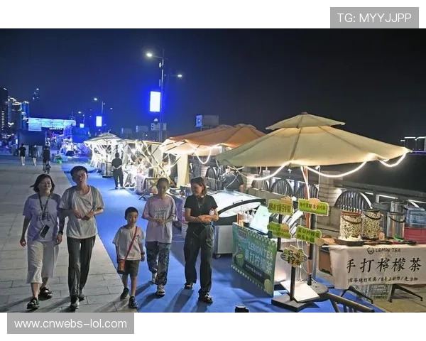温州体育中心第二观赛点人气火爆市集热潮带动城市夜经济新活力